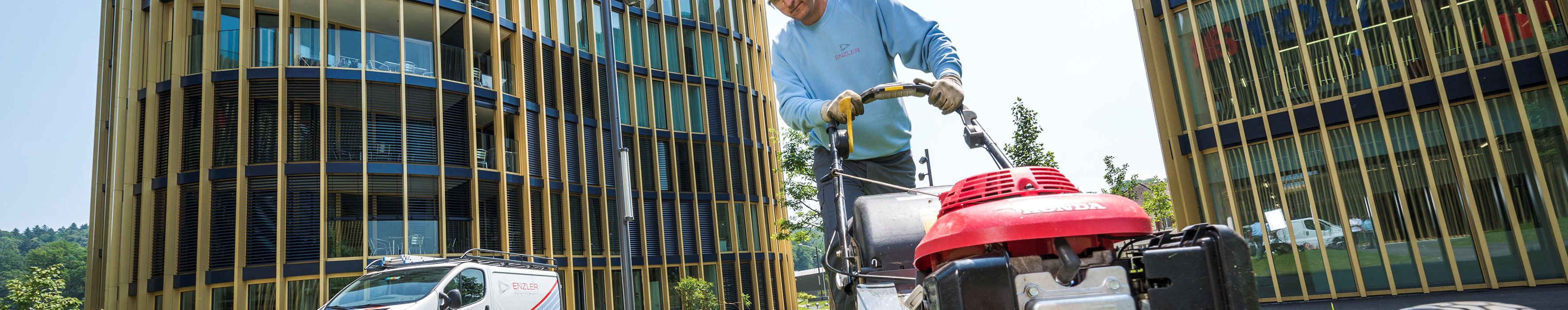 Hauswartung Rasenmähen Hauswartung Rasenmähen