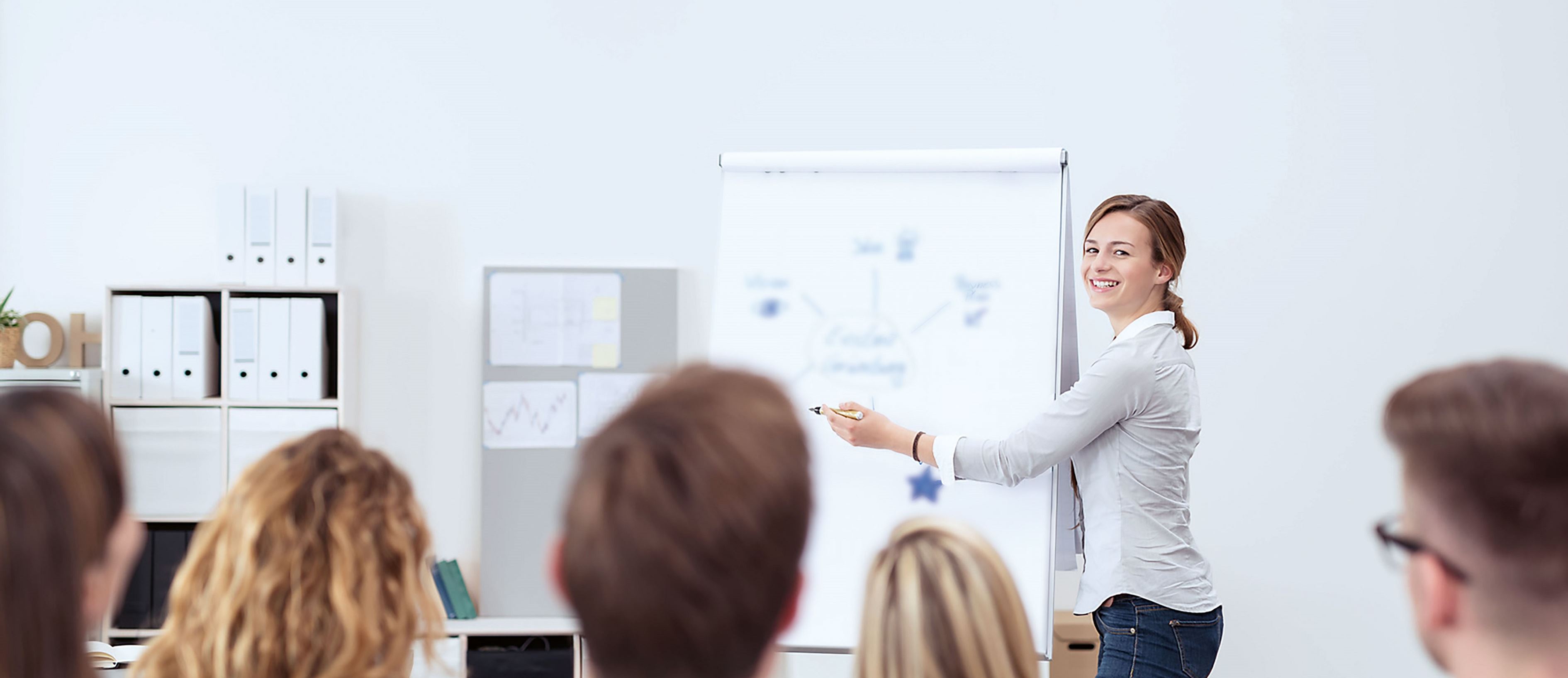 Ausbildung und Hygieneschulung.jpg Ausbildung und Hygieneschulung.jpg