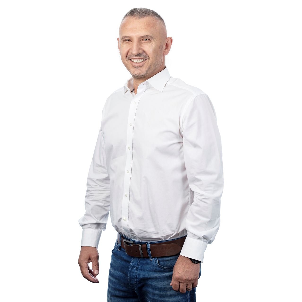 Asllan Smakaj Asllan Smakaj