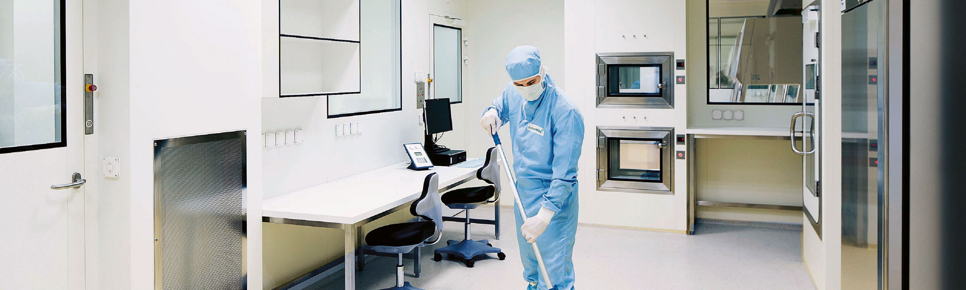 Reinraum-Reinigung.jpg Reinraum-Reinigung.jpg