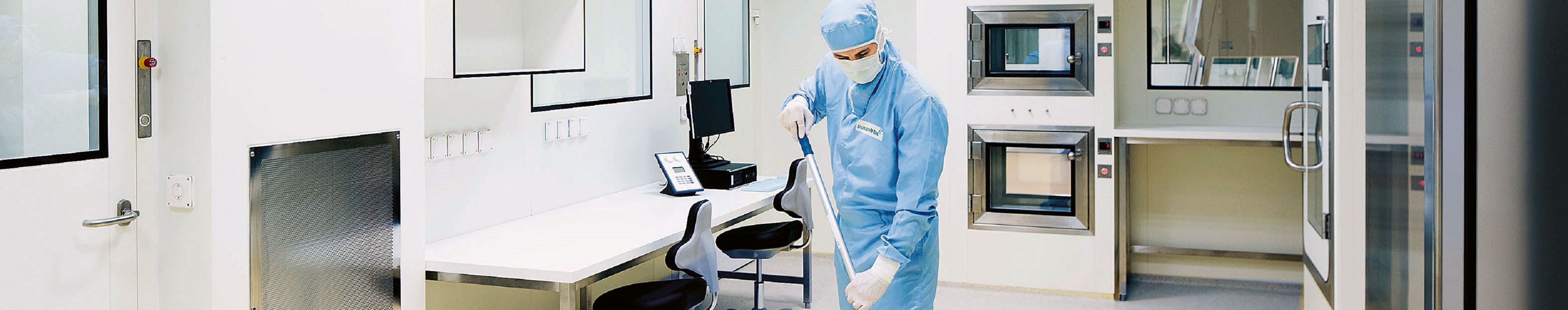 Reinraum-Reinigung.jpg Reinraum-Reinigung.jpg