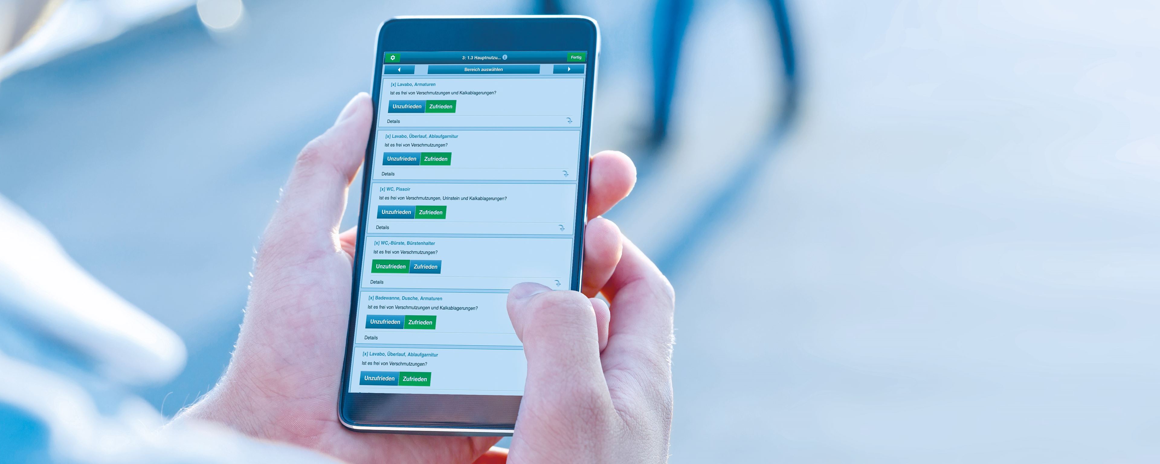 Foto e-QSS_Handy.jpg (1) Foto e-QSS_Handy.jpg (1)